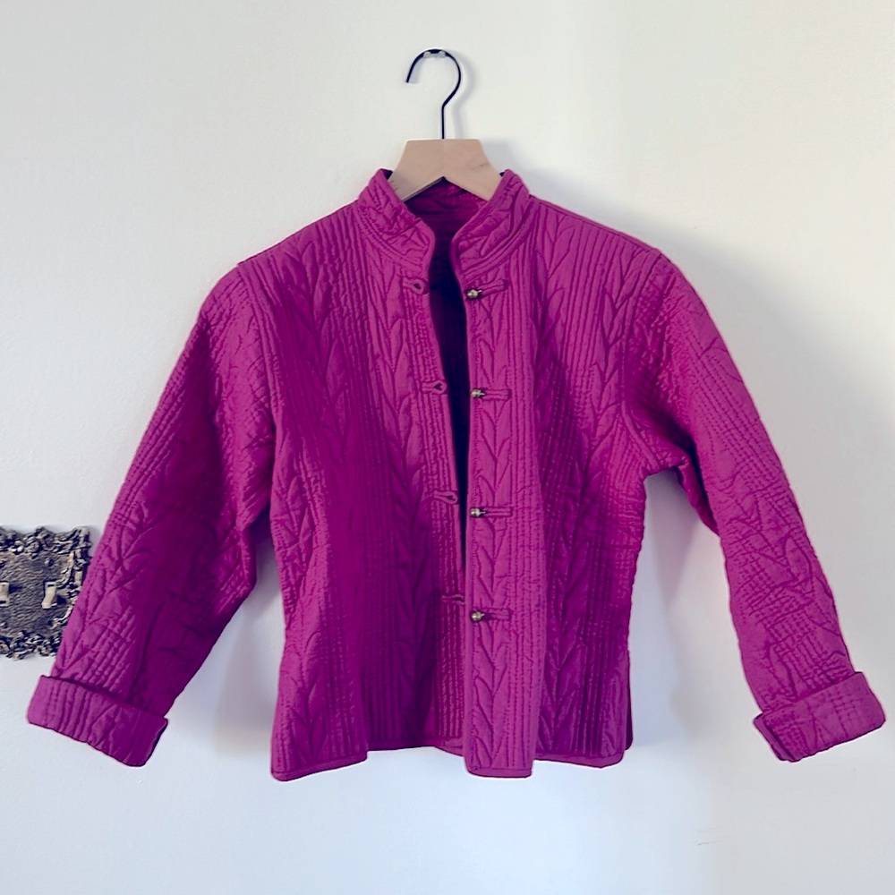 Vintage magenta cottage core quilted jacket, size Small